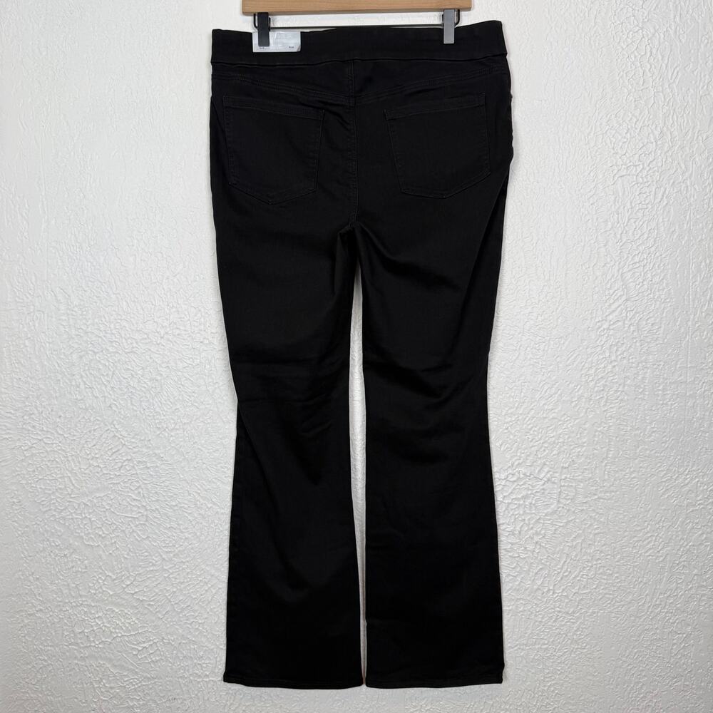 Chico's Pull On Slim Boot Jeans Black NWT Size 12 Regular - Picture 2 of 4